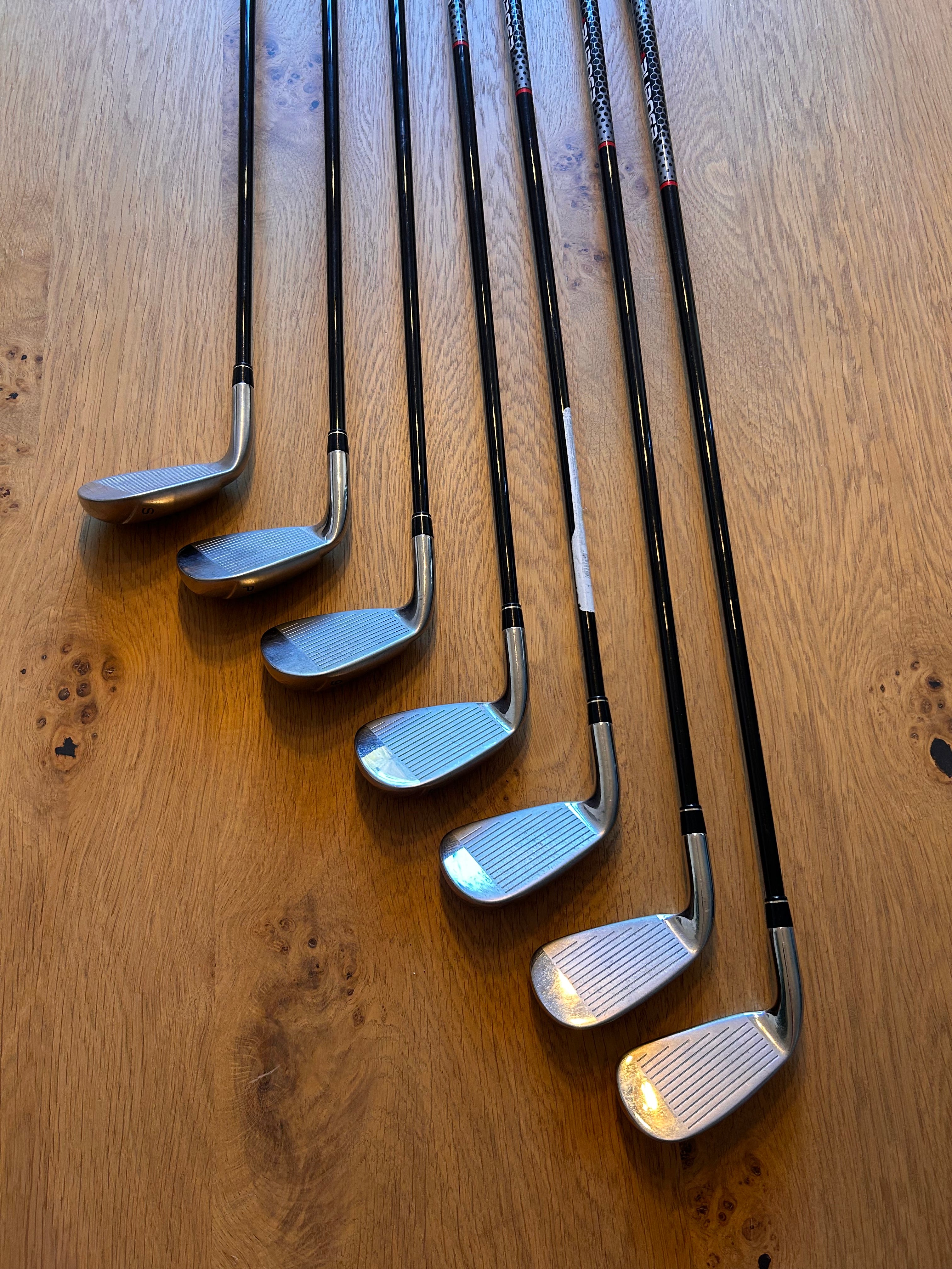 TaylorMade Burner SuperLaunch Eisensatz 7-teilig (4–PW) | gut